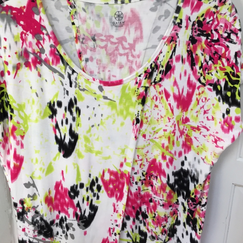 Gaiam Multi-Color Tee - Picture 4 of 15